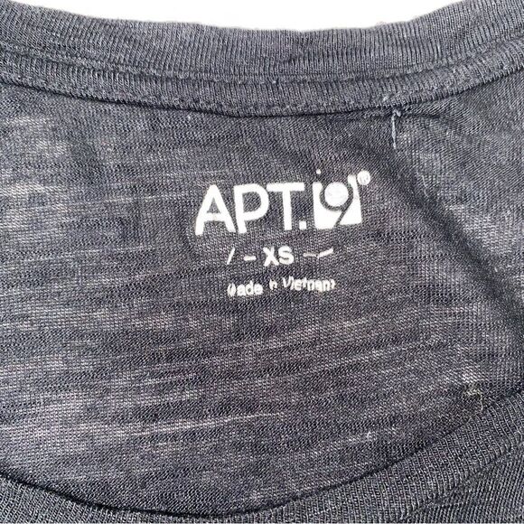 Apt 9 crewneck print shirt black women size XS - Picture 8 of 9